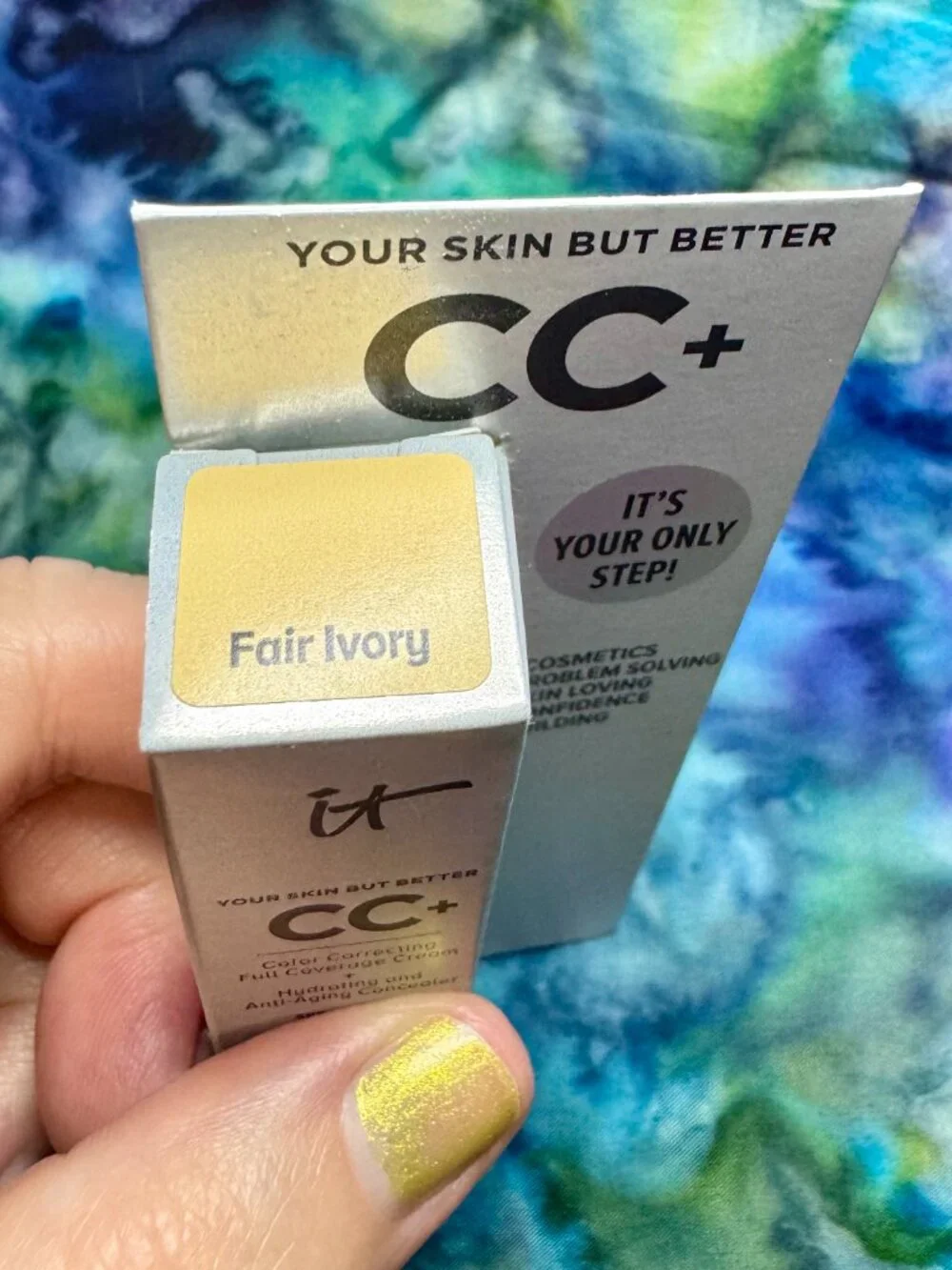 IT Cosmetics CC Color Correcting Full Coverage Cream Concealer with SPF 50+, 4ml